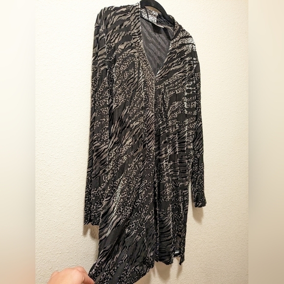Chico's Leopard Print Longline Button Up Velvet Cardigan - Picture 3 of 12